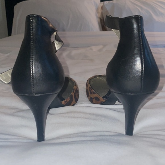 Worthington Leopard Heels 7.5 - Picture 3 of 6